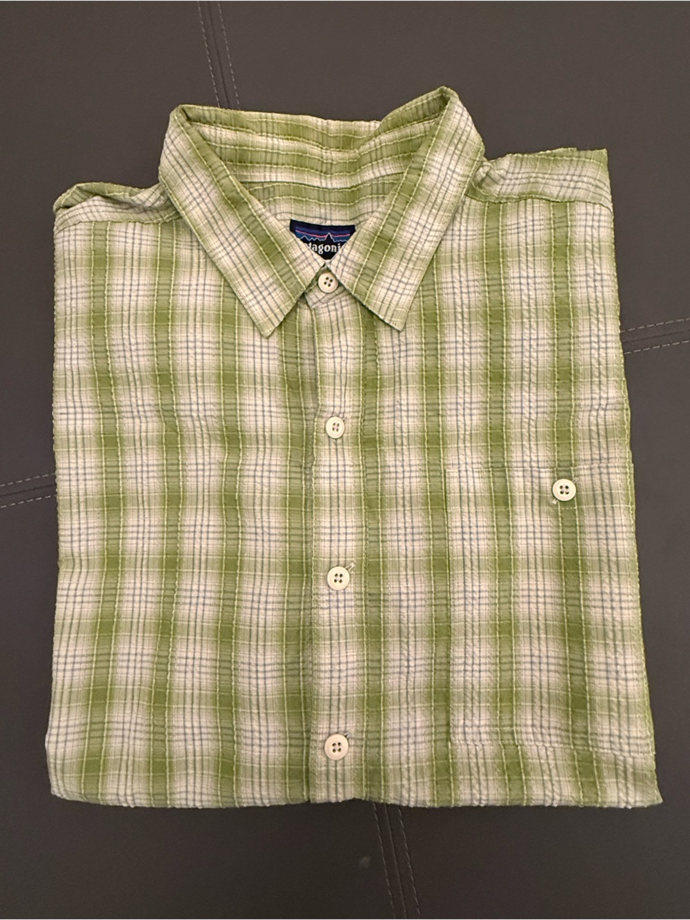 Patagonia Puckerware Fabric Hiking Short Sleeve Button Down Green Plaid Mens L